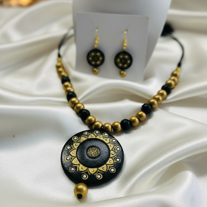 Terracotta Jewelry Necklace Set for Women – Handcrafted Clay Necklace with Earrings