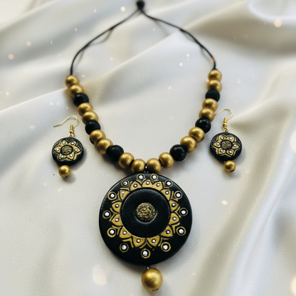 Terracotta Jewelry Necklace Set for Women – Handcrafted Clay Necklace with Earrings